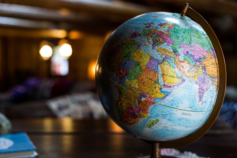 AI Interviewers in Cross-Cultural Research Contexts